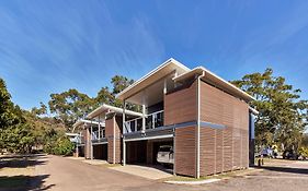 Nrma Ocean Beach Holiday Resort